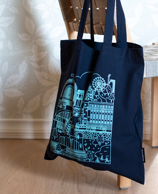 Kuviokioski Helsinki kassi navy käytössä