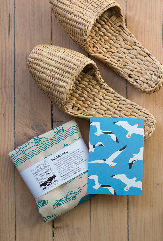 Lokki postcard and Hietsu bag