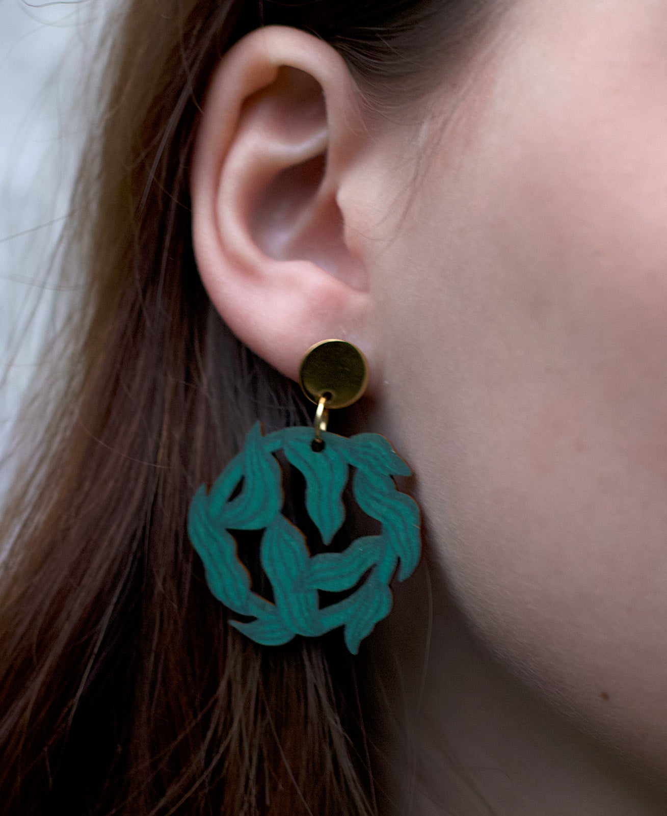 Vihreät Ahvenvita korvakorut